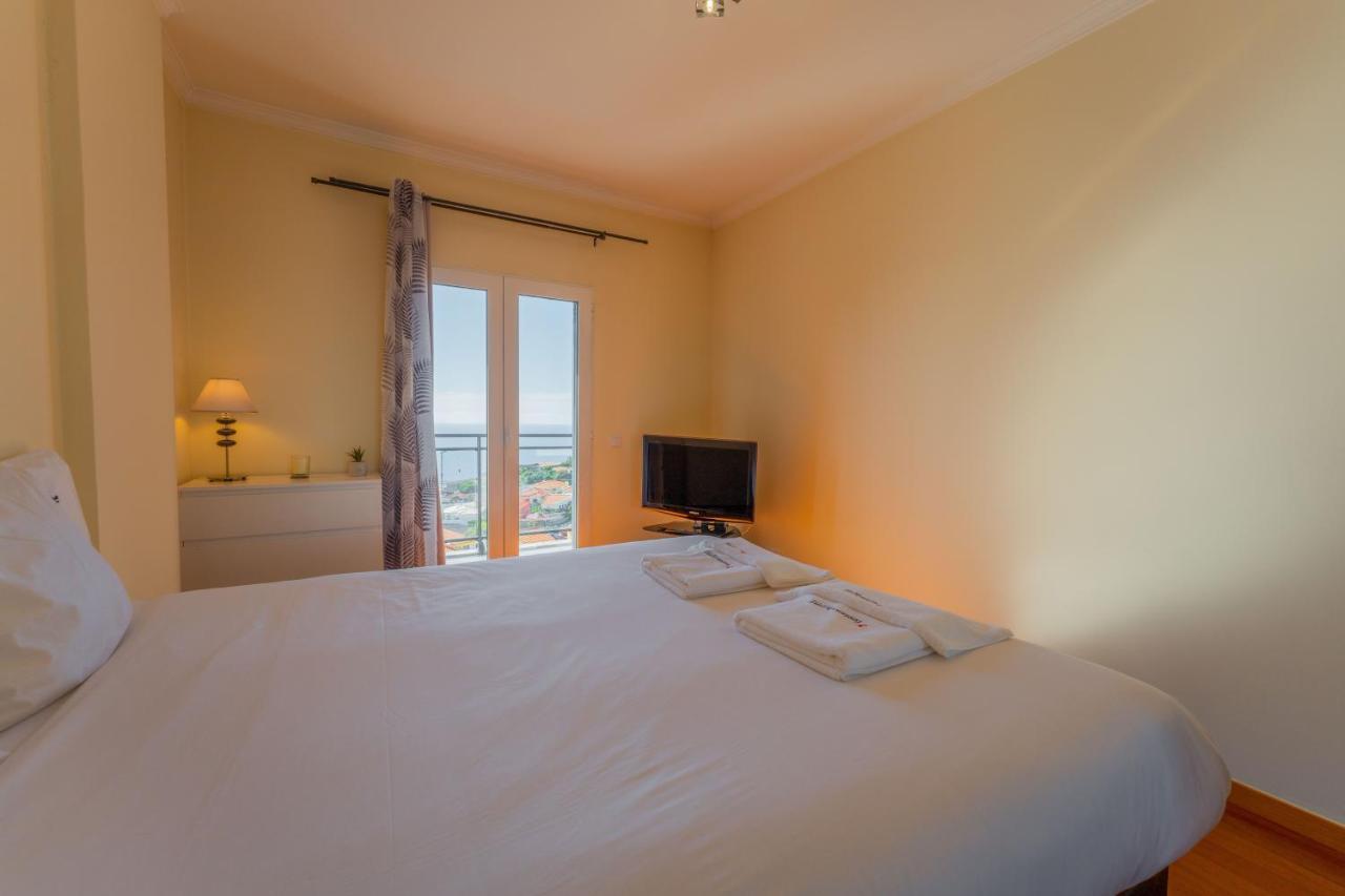 Flh Garajau Fantastic Ocean View With Balcony Apartment Funchal  Luaran gambar